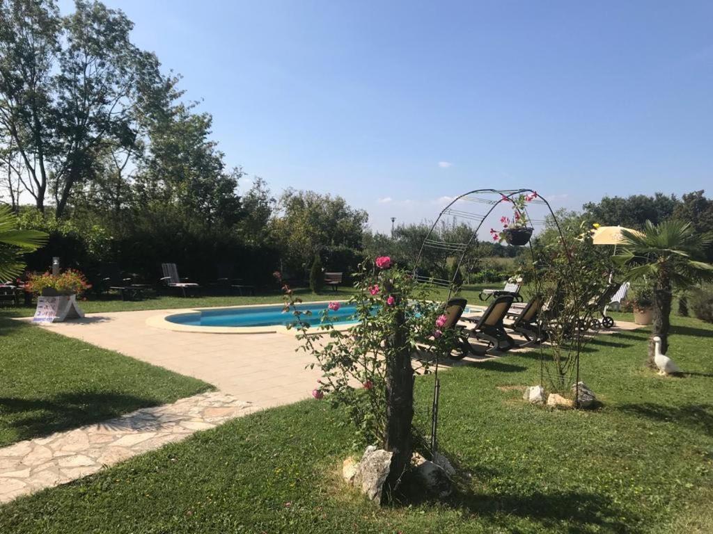 Ferienhaus Tomic Nedeščina 外观 照片